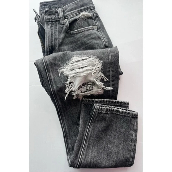 American Eagle Outfitters • AE Disney Mickey Mouse Washed Back Mom Jeans - Picture 1 of 9